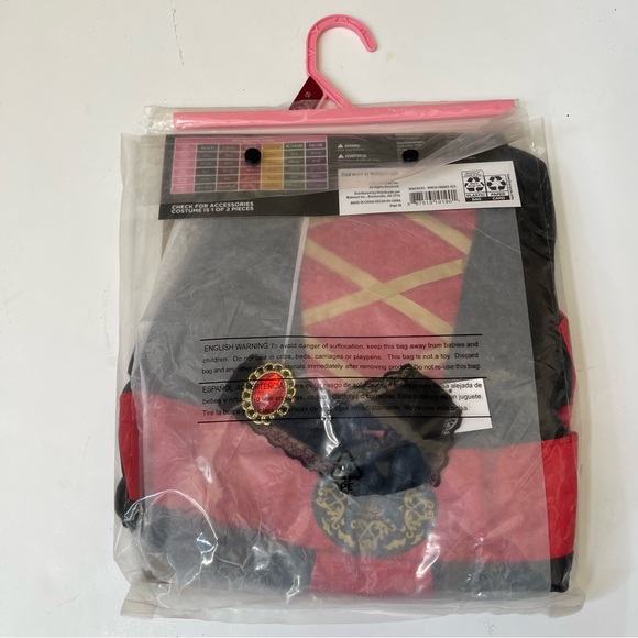 Girl’s Vampiress Halloween costumes - Picture 5 of 5